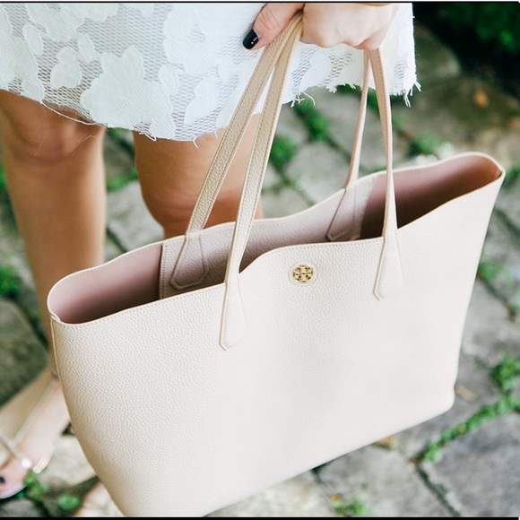 Tory Burch Perry Tote ✨PM EDITOR✨ & HOST PICKS😱 - Picture 2 of 8